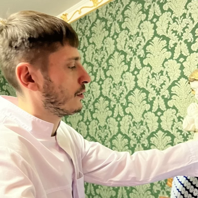 Массаж спины в Киеве и выезд на дом массажиста